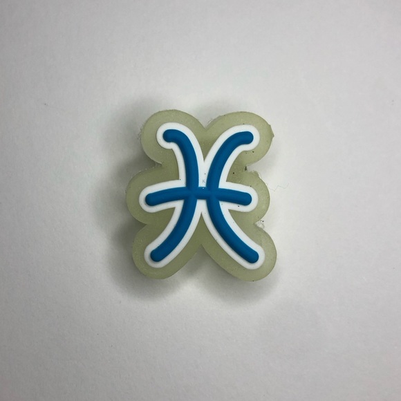 CROCS Accessories - Luminous Pisces croc charm